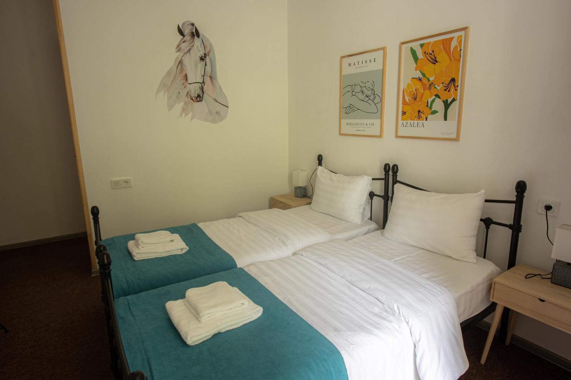 Mood Hotel Kazbegi Εξωτερικό φωτογραφία
