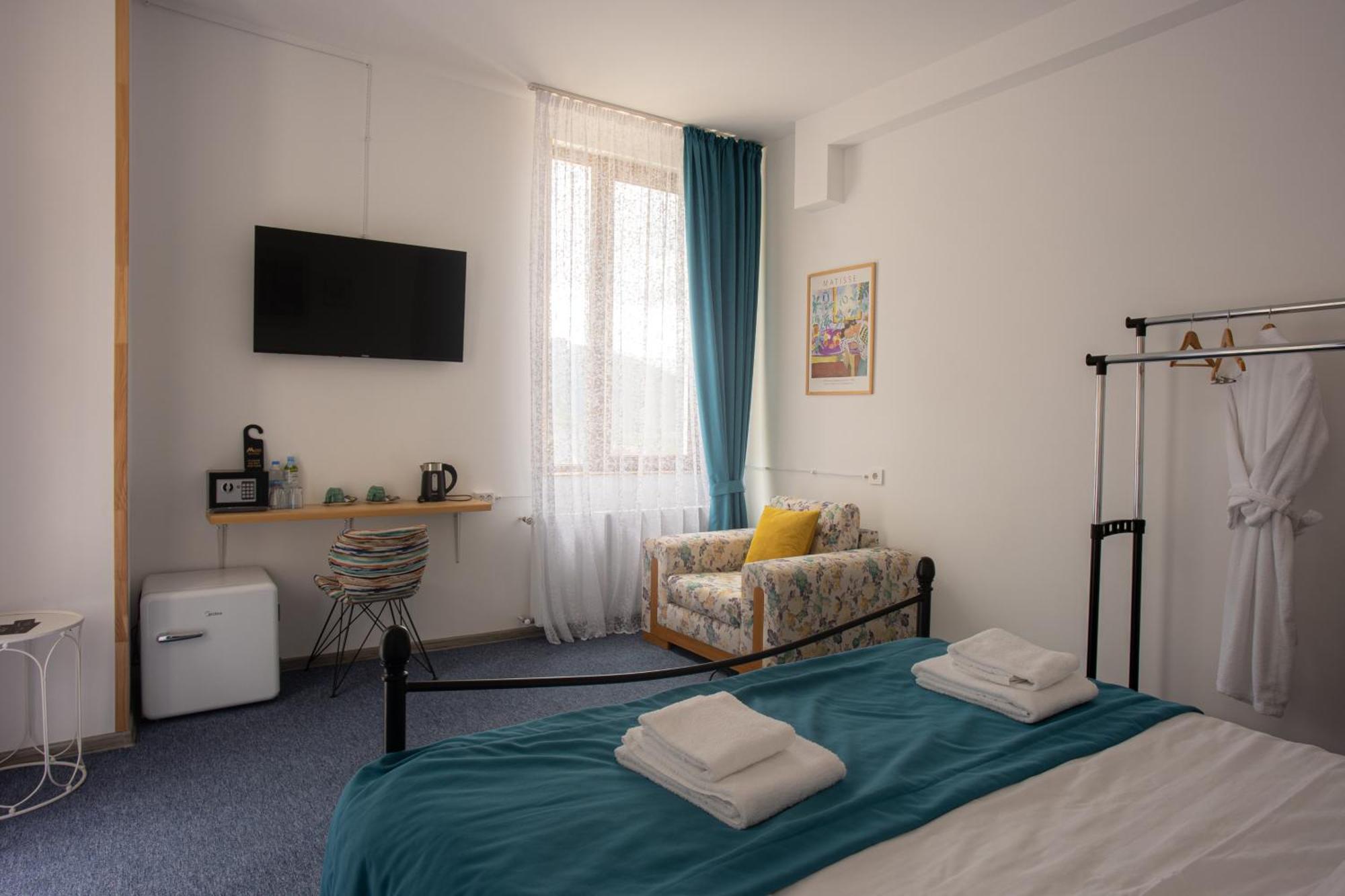 Mood Hotel Kazbegi Εξωτερικό φωτογραφία